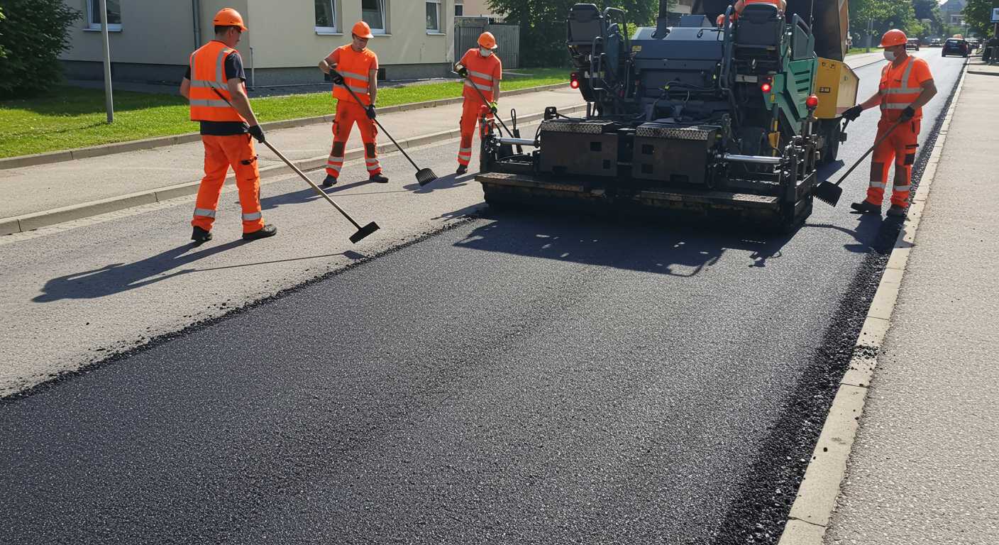 Асфальтирование уличных дворовых дорог